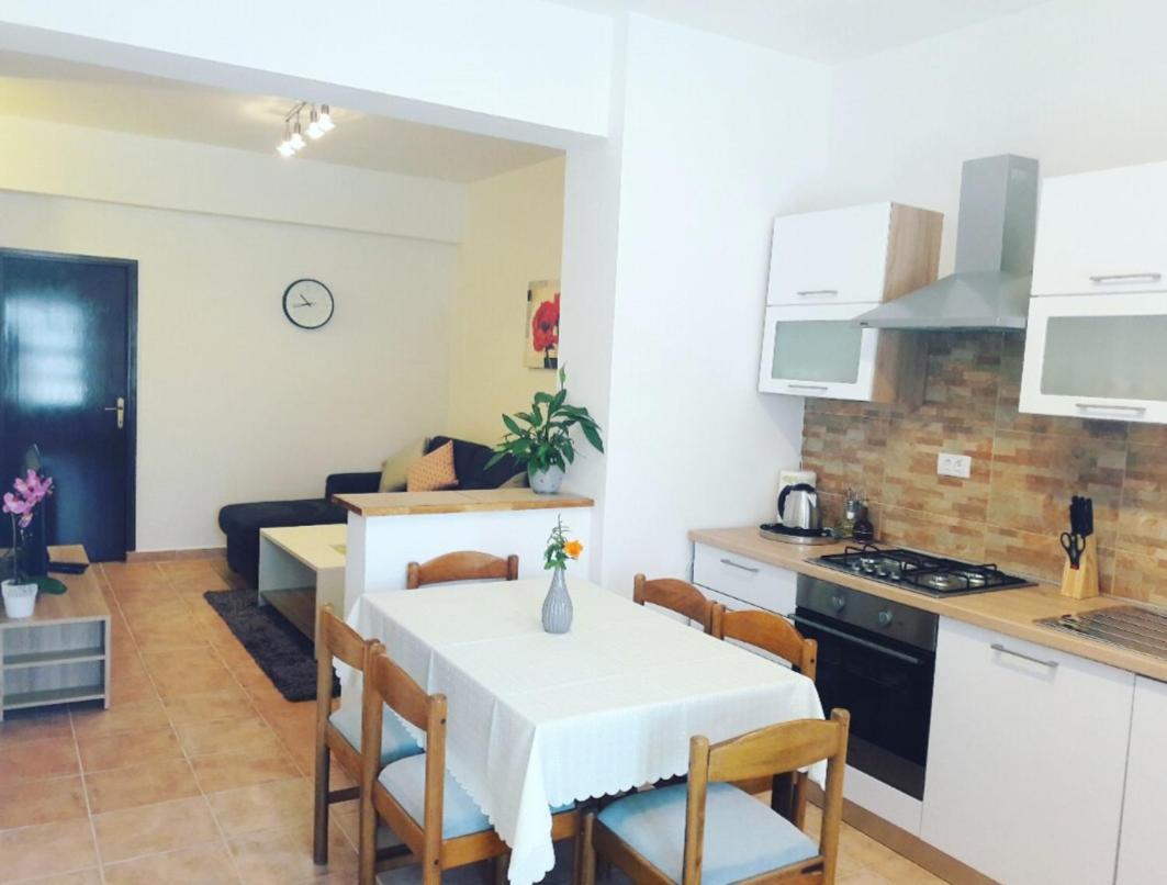 Apartment Nena Near The City Center With Free Parking Pula Zewnętrze zdjęcie